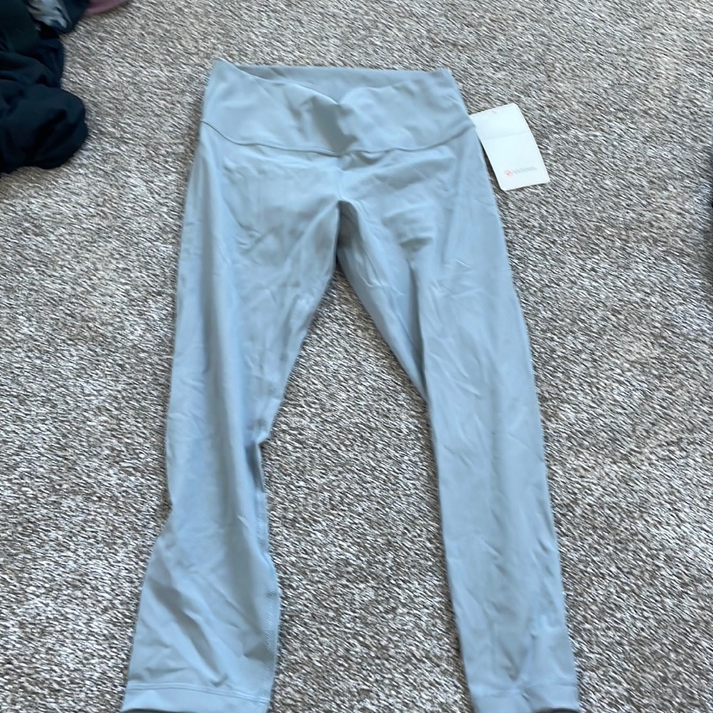 Light grey lulu size 10 brand new
